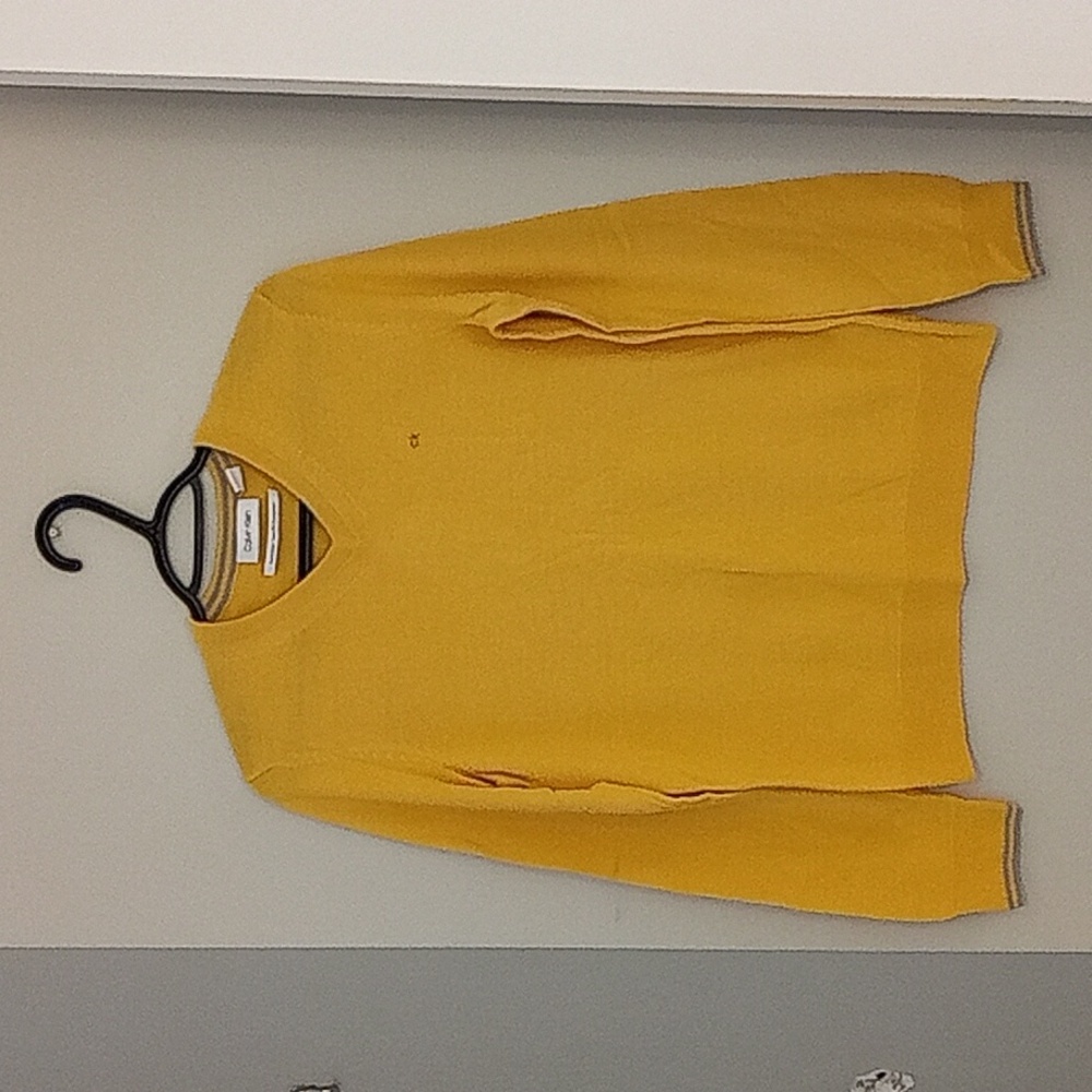 ck men's extra small wool sweater